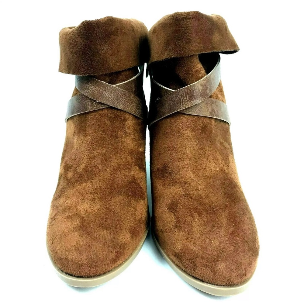 ❌ SOLD ❌New Directions Jorie Cognac Suede Ankle Booties 8 - Picture 4 of 8